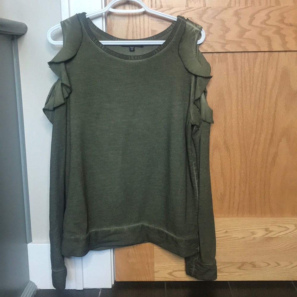 Women’s Cut Out Shoulder Sweatshirt